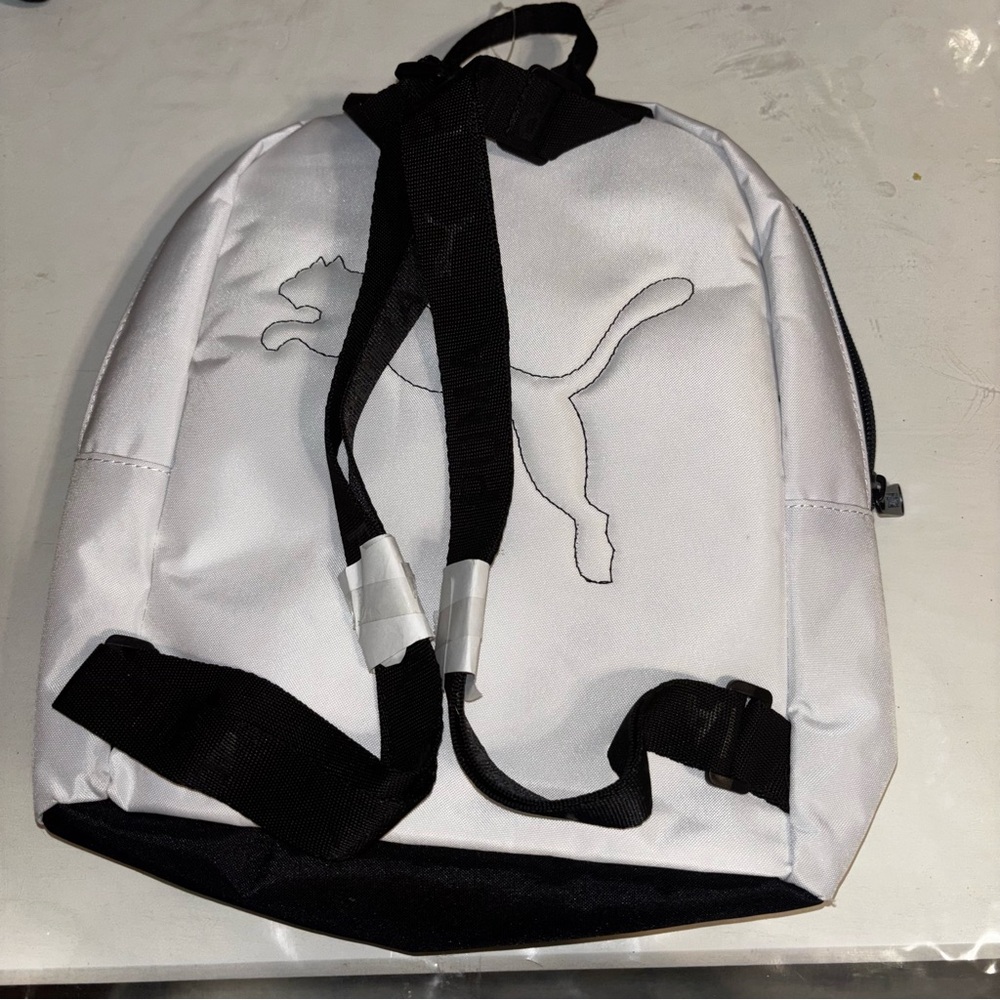 Puma Rythym Mini White Backpack with Iridescent Logo - Picture 4 of 12